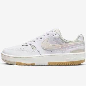 Nike gamma force White Women's Sneakers